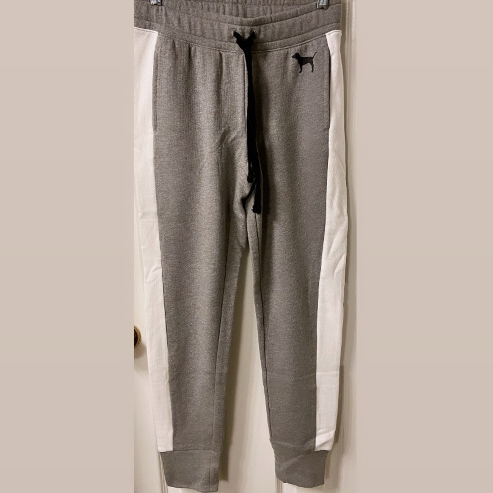 VS Pink joggers